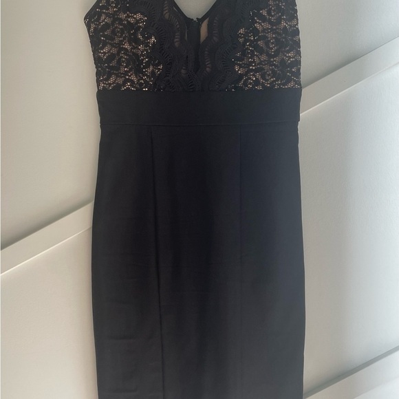 Le Chateau Lace and mesh dress Black size S - Picture 9 of 9